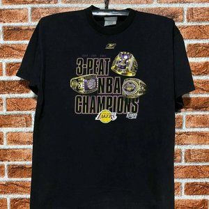 Vintage Los Angeles Lakers 3-PEAT 2002 Champions shirt 90s 80s tee for fan men